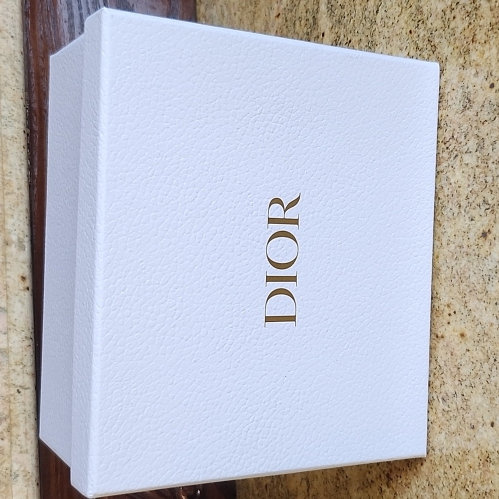 DIOR Box - Picture 1 of 4